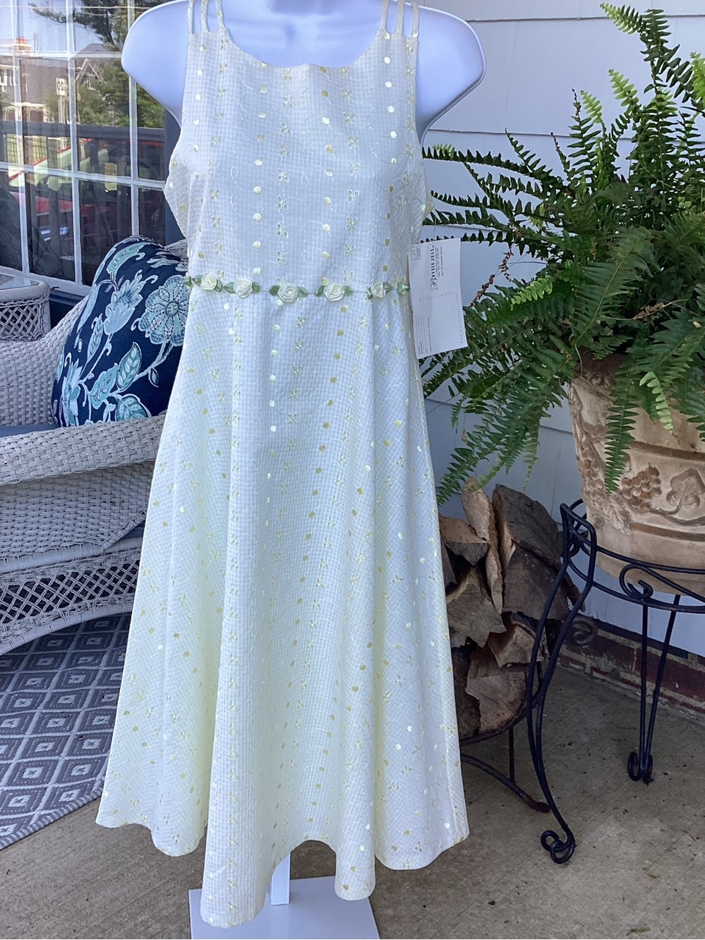 Bonnie Jean  Special Occasion Pale Yellow Eyelet Dress Girls Size 14 NWT